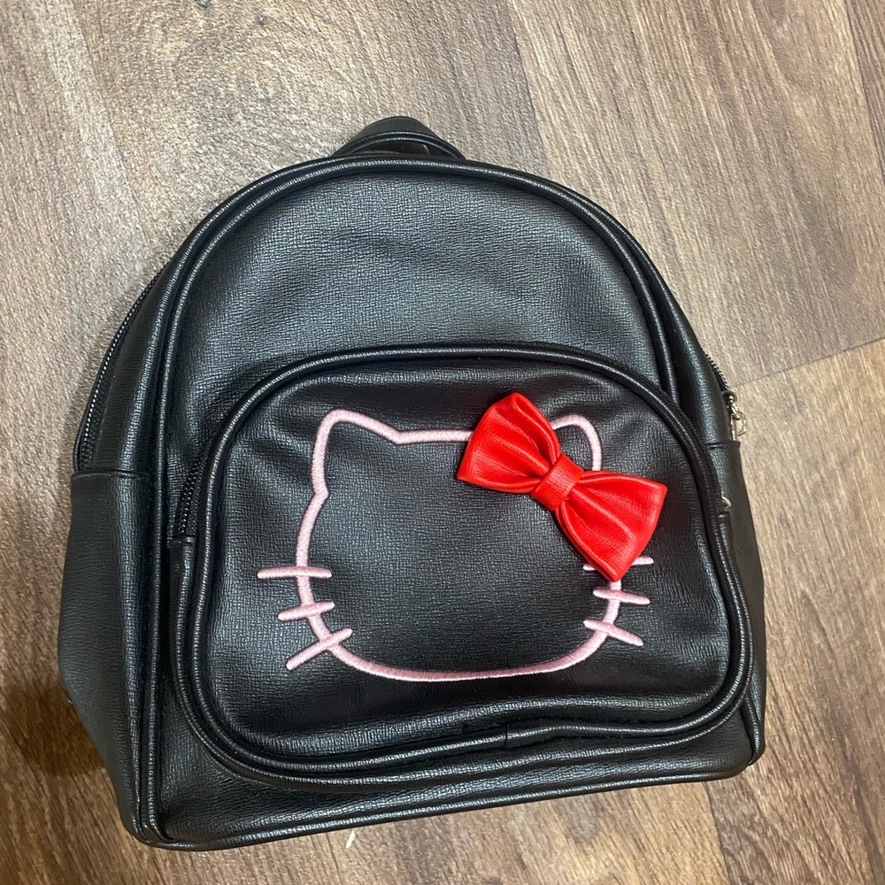 NEW Mini hello kitty backpack